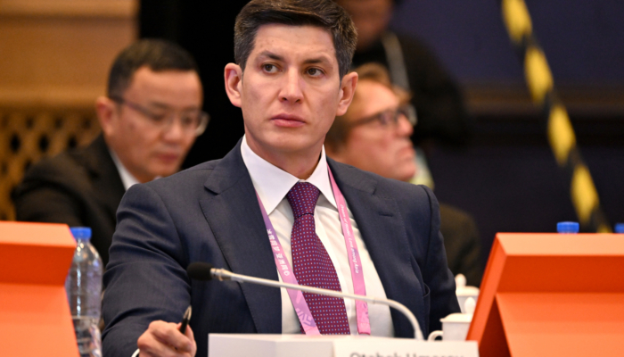 Отабек Умаров