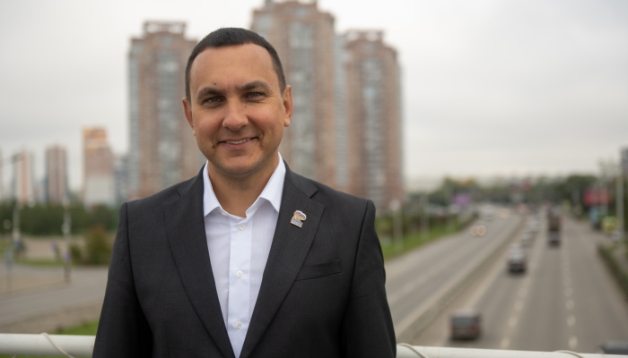 Максим Иванов